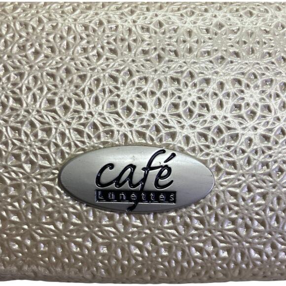 Cafe Lunettes Tortoise Rectangle Eyeglasses Clam Shell Travel Case White